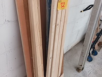 Lot 12 - lot hout - afbeelding 2 van  4