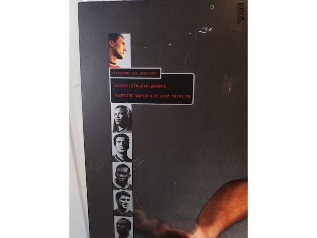 Lot 12 - nike voetbal bord - afbeelding 2 van  6