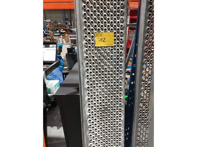 Lot 12 - oprijplaten. 2 stuks - afbeelding 1 van  5
