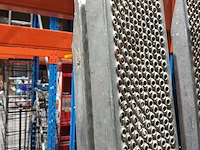 Lot 12 - oprijplaten. 2 stuks - afbeelding 3 van  5