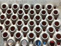 Lot 12 - oprijplaten. 2 stuks - afbeelding 4 van  5