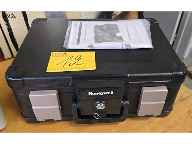 Lot 12 - safe koffer honeywell met sleutel en brabantia - afbeelding 1 van  4