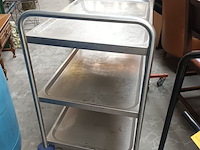 Lot 12 - serveerkar in inox - afbeelding 2 van  3