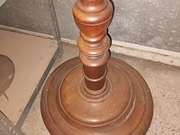 Lot 12 - staande lamp - afbeelding 2 van  4