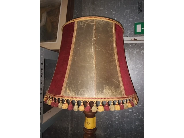 Lot 12 - staande lamp - afbeelding 4 van  4