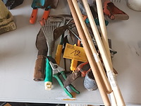 Lot 12 - tuingereedschap. 20 stuks - afbeelding 1 van  4