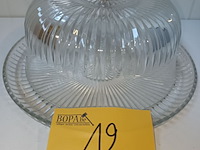 Lot 12 - vintage glazen taart/kaas stolp