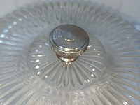 Lot 12 - vintage glazen taart/kaas stolp - afbeelding 2 van  6