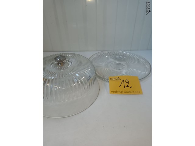 Lot 12 - vintage glazen taart/kaas stolp - afbeelding 3 van  6