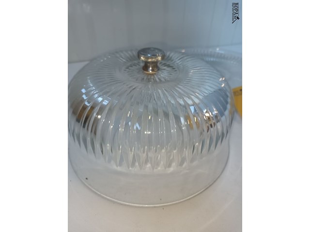 Lot 12 - vintage glazen taart/kaas stolp - afbeelding 5 van  6