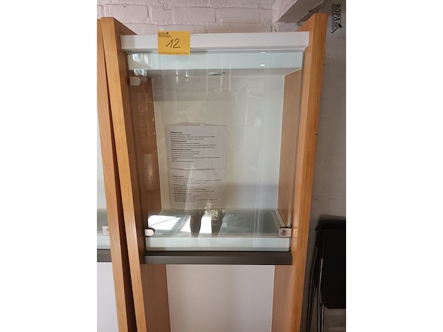 Lot 12 - vitrine kastjes. 3 stuks - afbeelding 2 van  4