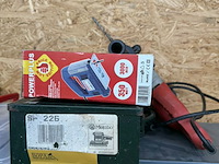 Lot 12 - vlakschuurmachine, decoupeerzaag en boormachine