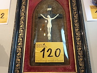 Lot 120 - kruisbeeld in kader - afbeelding 1 van  4