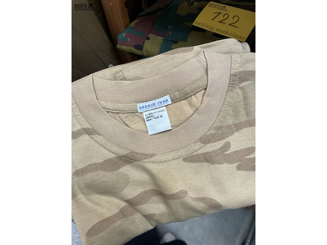 Lot 120 - lot camouflage legerkledij - afbeelding 4 van  5