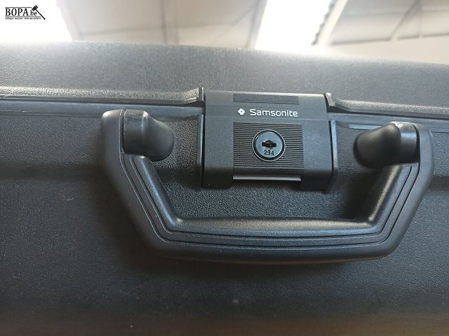 Lot 120 - samsonite reiskoffers. 2 stuks - afbeelding 5 van  5