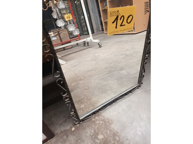 Lot 120 - spiegel met metalen lijst - afbeelding 3 van  3