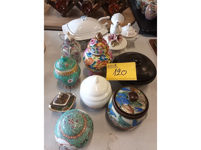 Lot 120 - vintage deksel potten. 11 stuks - afbeelding 1 van  7