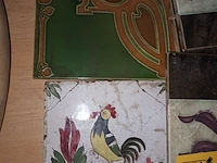 Lot 121 - antieke wandtegels. 8 stuks - afbeelding 2 van  3