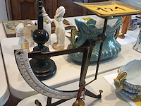 Lot 121 - brievenweegschaal - afbeelding 2 van  4