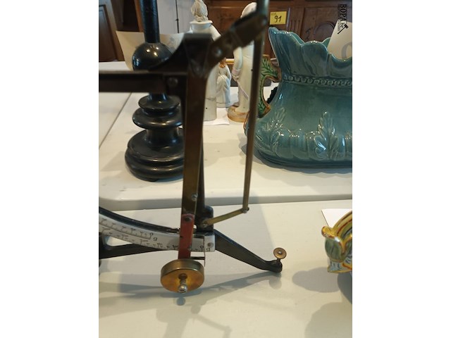 Lot 121 - brievenweegschaal - afbeelding 3 van  4