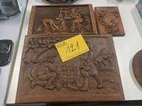 Lot 121 - houten wanddecoratie. 3 stuks