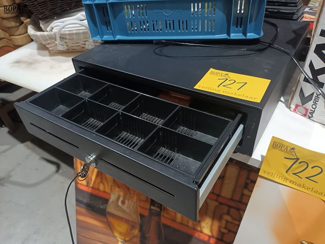 Lot 121 - kassalade - afbeelding 2 van  3