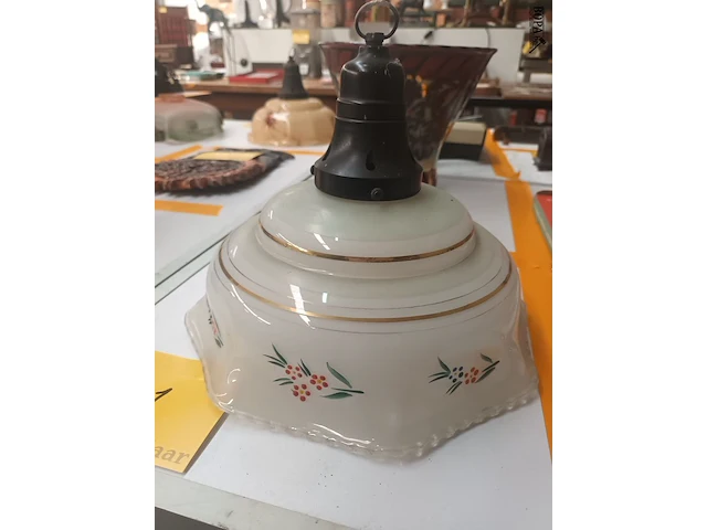 Lot 121 - lampenkap - afbeelding 2 van  4