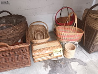 Lot 121 - rieten manden. 21 stuks - afbeelding 1 van  4