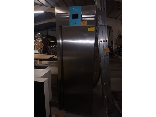 Lot 121 - topcold rvs koelkast - afbeelding 1 van  5