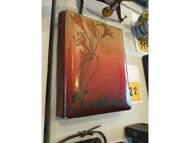 Lot 122 - art-nouveau foto album - afbeelding 2 van  5