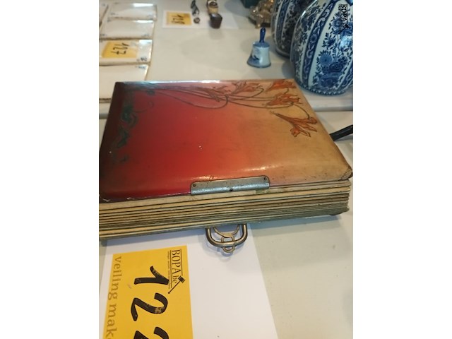Lot 122 - art-nouveau foto album - afbeelding 4 van  5