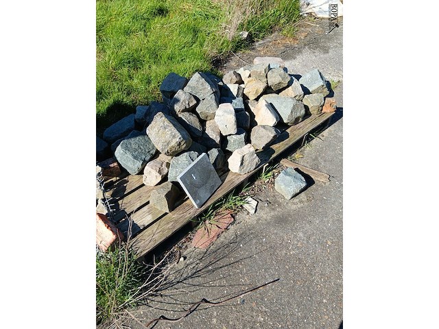 Lot 122 - bouwmaterialen - afbeelding 2 van  12