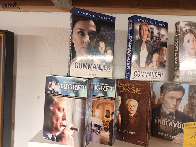 Lot 122 - dvd boxen. 11 stuks - afbeelding 3 van  5