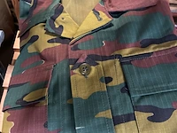 Lot 122 - lot camouflage legerkledij - afbeelding 2 van  6