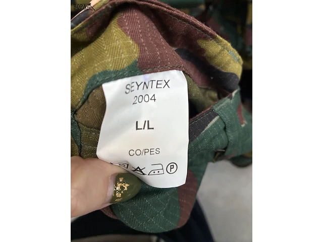 Lot 122 - lot camouflage legerkledij - afbeelding 6 van  6