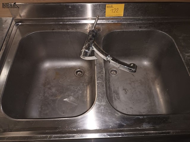 Lot 122 - rvs spoeltafel - afbeelding 3 van  3