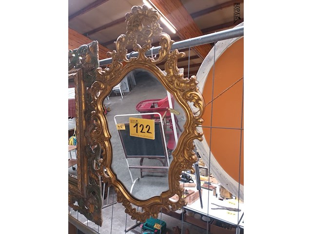 Lot 122 - vergulde kuifspiegel deknudt - afbeelding 3 van  5