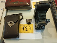 Lot 123 - antiek fototoestel - afbeelding 1 van  7