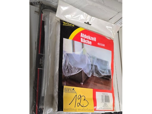 Lot 123 - diverse afdekzeilen 5 stuks - afbeelding 1 van  6