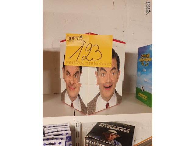 Lot 123 - dvd box mister bean - afbeelding 1 van  3