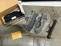 Lot 123 - fietslift nieuw en pomp - afbeelding 1 van  3