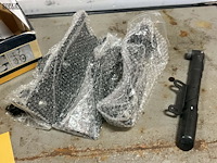 Lot 123 - fietslift nieuw en pomp - afbeelding 3 van  3