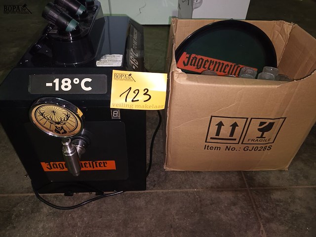 Lot 123 - jägermeister tap machine - afbeelding 2 van  5