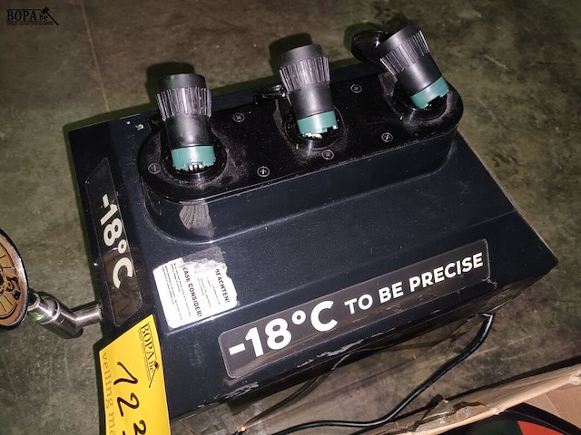 Lot 123 - jägermeister tap machine - afbeelding 3 van  5