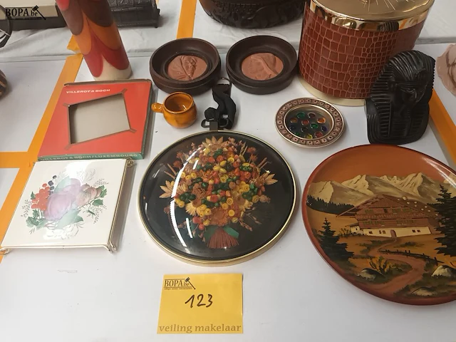 Lot 123 - lot vintage. 10 stuks - afbeelding 1 van  6