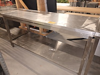 Lot 123 - rvs werktafel - afbeelding 2 van  3
