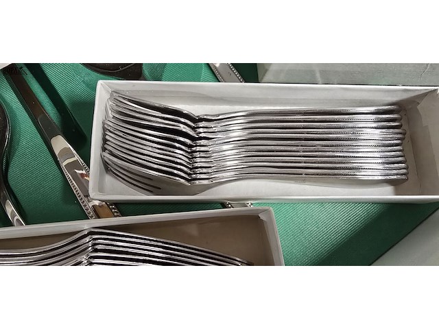 Lot 124 - bestekkoffer sola compleet 115 delig - afbeelding 5 van  9