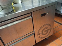 Lot 124 - rvs gekoelde werktafel - afbeelding 3 van  3