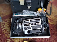 Lot 124 - vintage yashica super 40k filmcamera uit 1971 met originele - afbeelding 1 van  2
