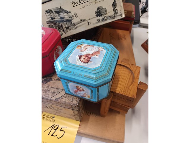 Lot 125 - dozen en blikken. 12 stuks - afbeelding 3 van  4